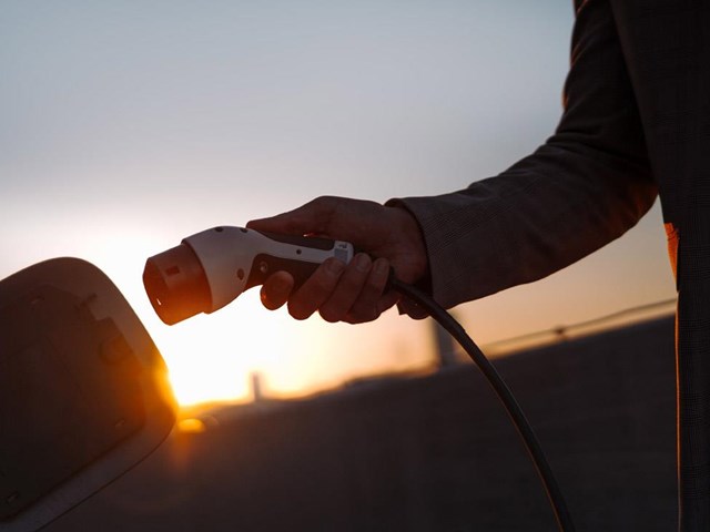 ¿Necesitas un punto de carga para coches eléctricos?